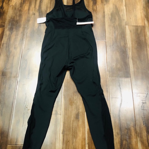 NWT Good American Khloe Kardashian Jumpsuit Sz 4 - Picture 7 of 12